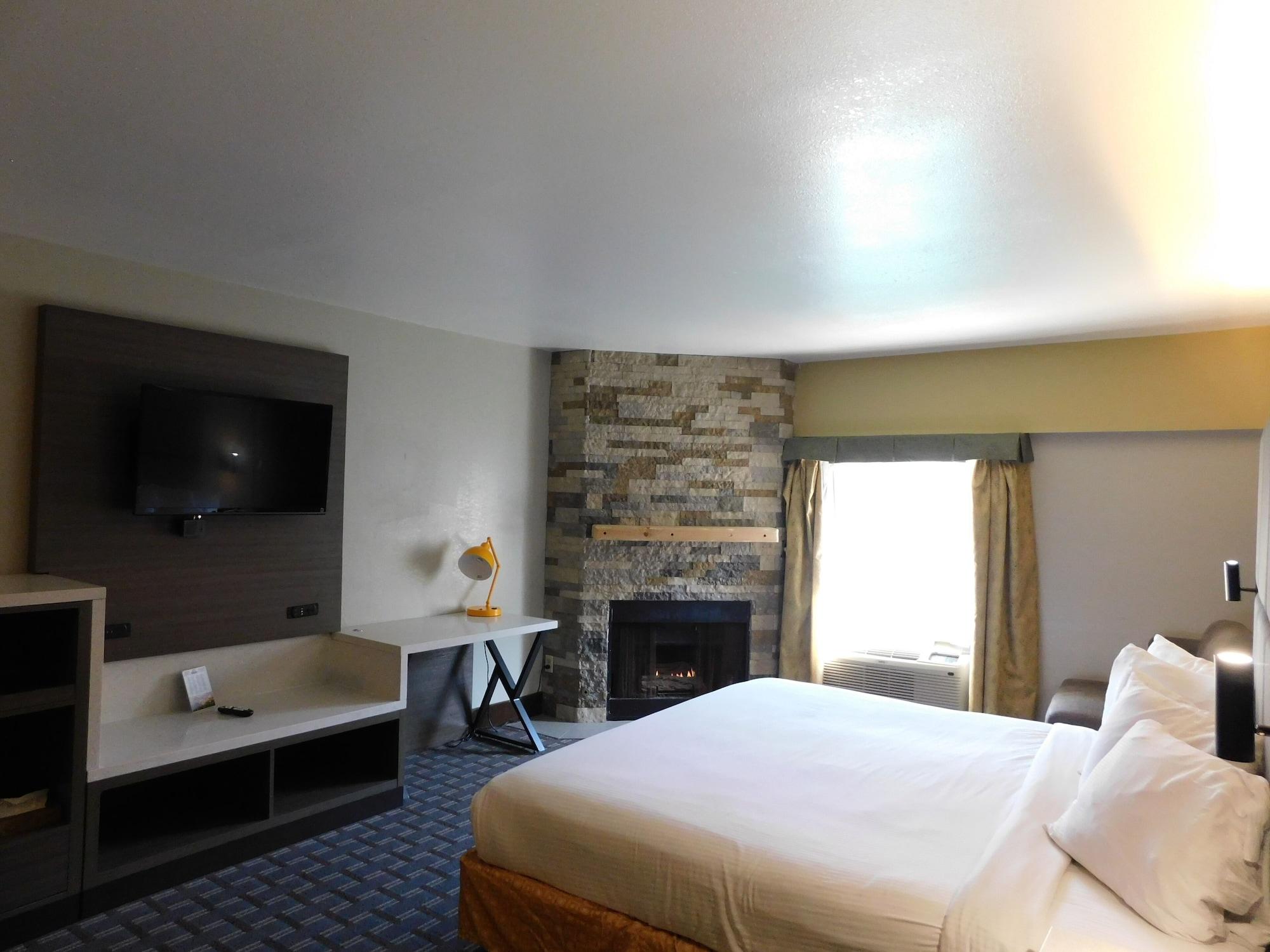 Days Inn & Suites By Wyndham Downtown Gatlinburg Parkway Exterior foto